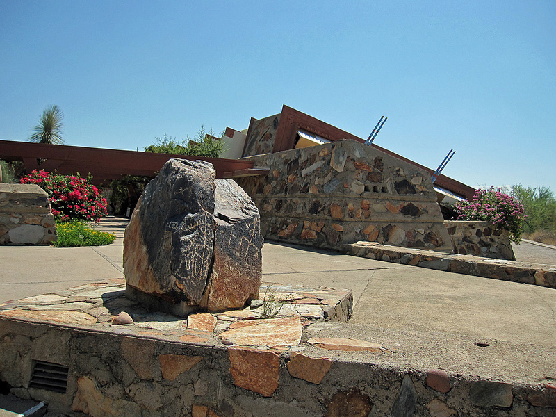 Photo of Taliesin West by InSapphoWeTrust, used under Creative Commons license from Flickr. 