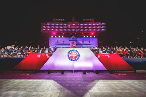 The University of Arizonas 2017 commencement ceremony stage. This years ceremony will take place on May 11, 2018 at 7:30 PM. (Photo courtesy of The University of Arizona Graduation Multimedia Room). 