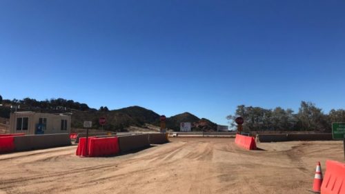 Entrance to the Hermosa-Taylor mining site on the outskirts of Patagonia, Arizona. The owner, an Australian mining company called South32, says the operation could become one of the largest producers of zinc worldwide. (Photo by Clara Migoya/El Inde).