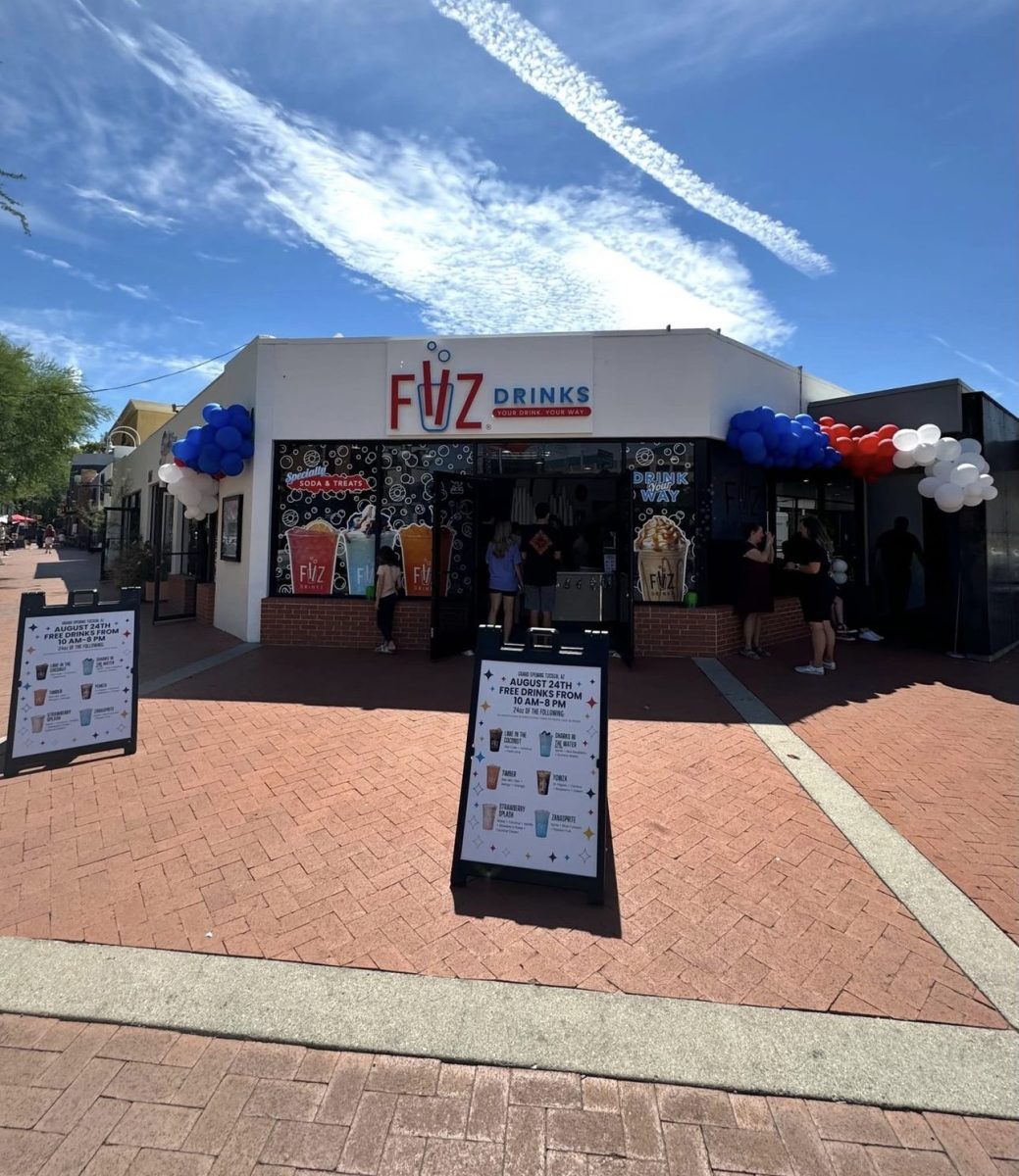 Fiiz serves customers near the University of Arizona on Aug. 24.