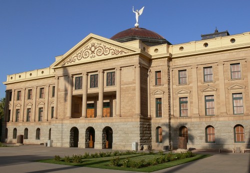 The Arizona Capitol building. Creative Commons image by user Wars. 