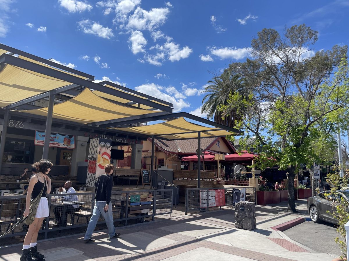 Illegal Pete’s, Frog & Firkin and other restaurants and bars in Main Gate will have their flatscreens on when UA takes on Long Beach State on March 21. 
